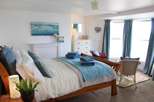 5 bedrooms, iron/ironing board, travel crib, free WiFi