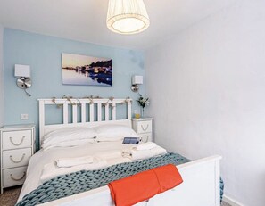 3 bedrooms, iron/ironing board, travel crib, WiFi