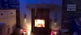 4 Evans Terrace Beautiful Cottage in the heart of Aberdovey! Free parking permit