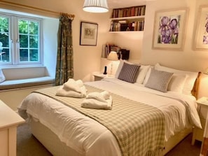 4 Schlafzimmer, Bügeleisen/Bügelbrett, WLAN, Bettwäsche