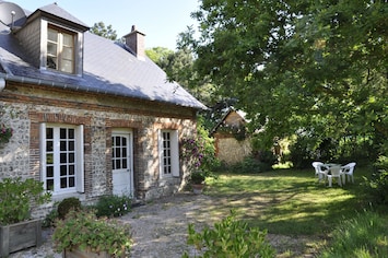 façade, le matin.