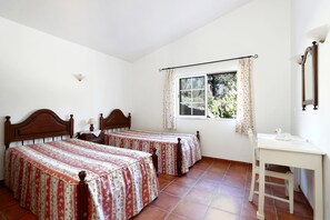 3 Schlafzimmer, Bügeleisen/Bügelbrett, WLAN, Bettwäsche