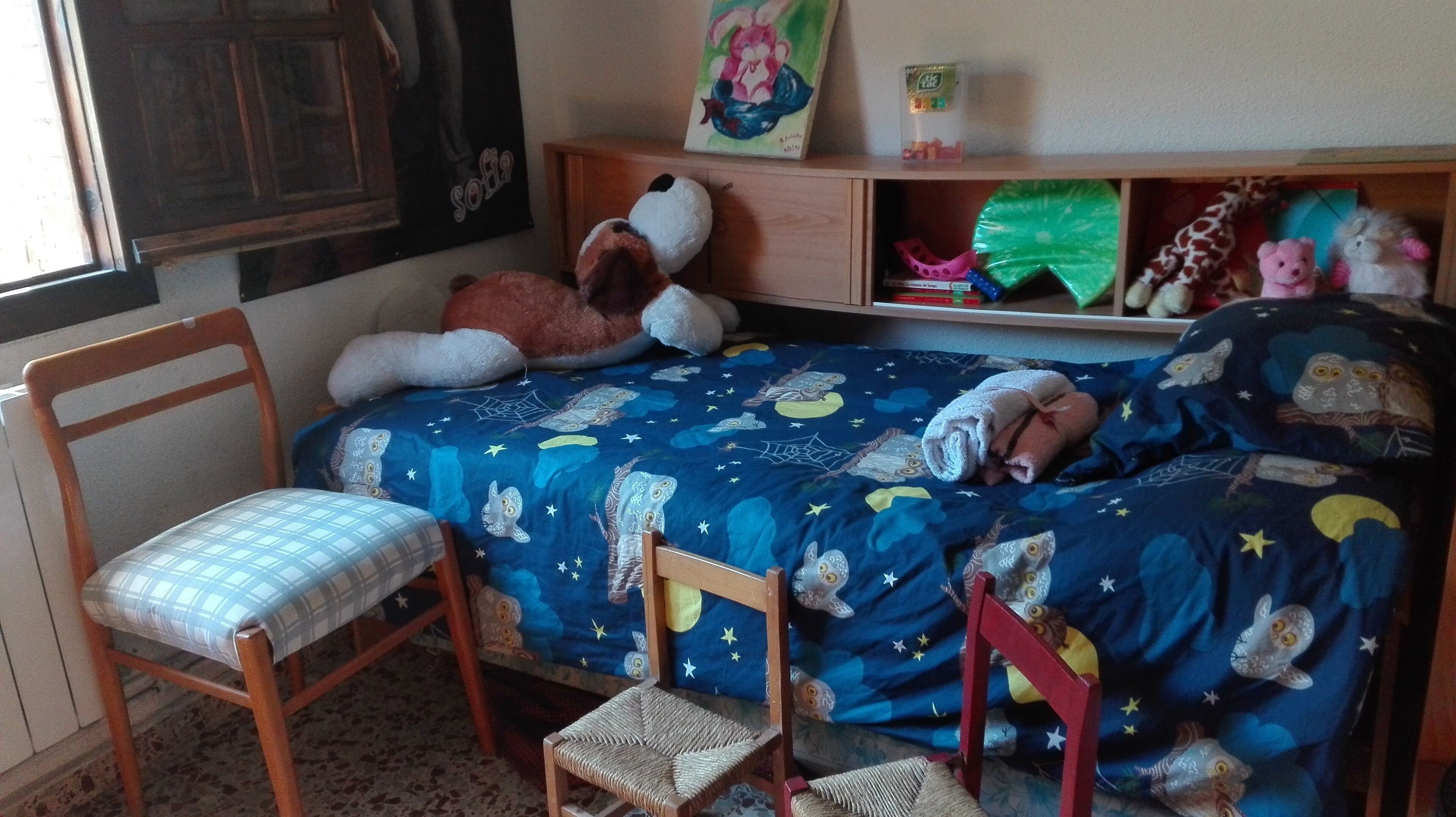 House / Chalet in the field beside the river Alberche