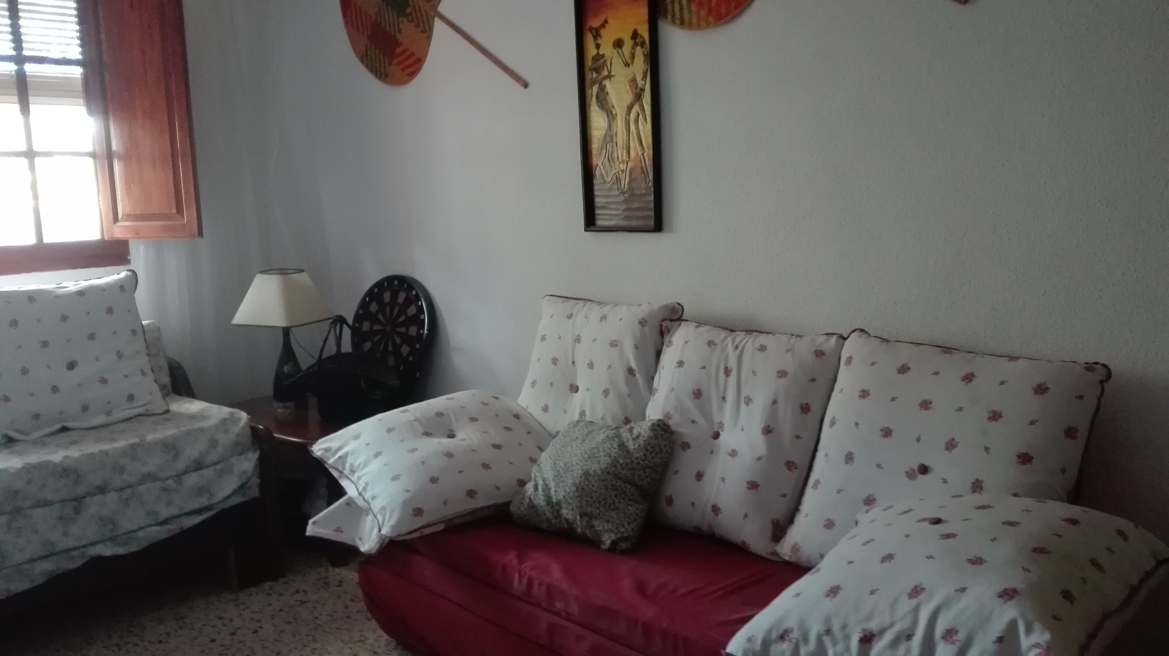 House / Chalet in the field beside the river Alberche