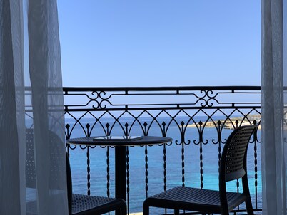 The Ascot By The Sea