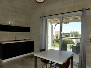 Dining - Villa M - Charming and Beautiful, Sea View (Carovigno)