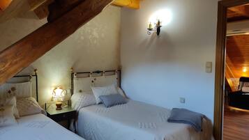 3 bedrooms, free WiFi, bed sheets
