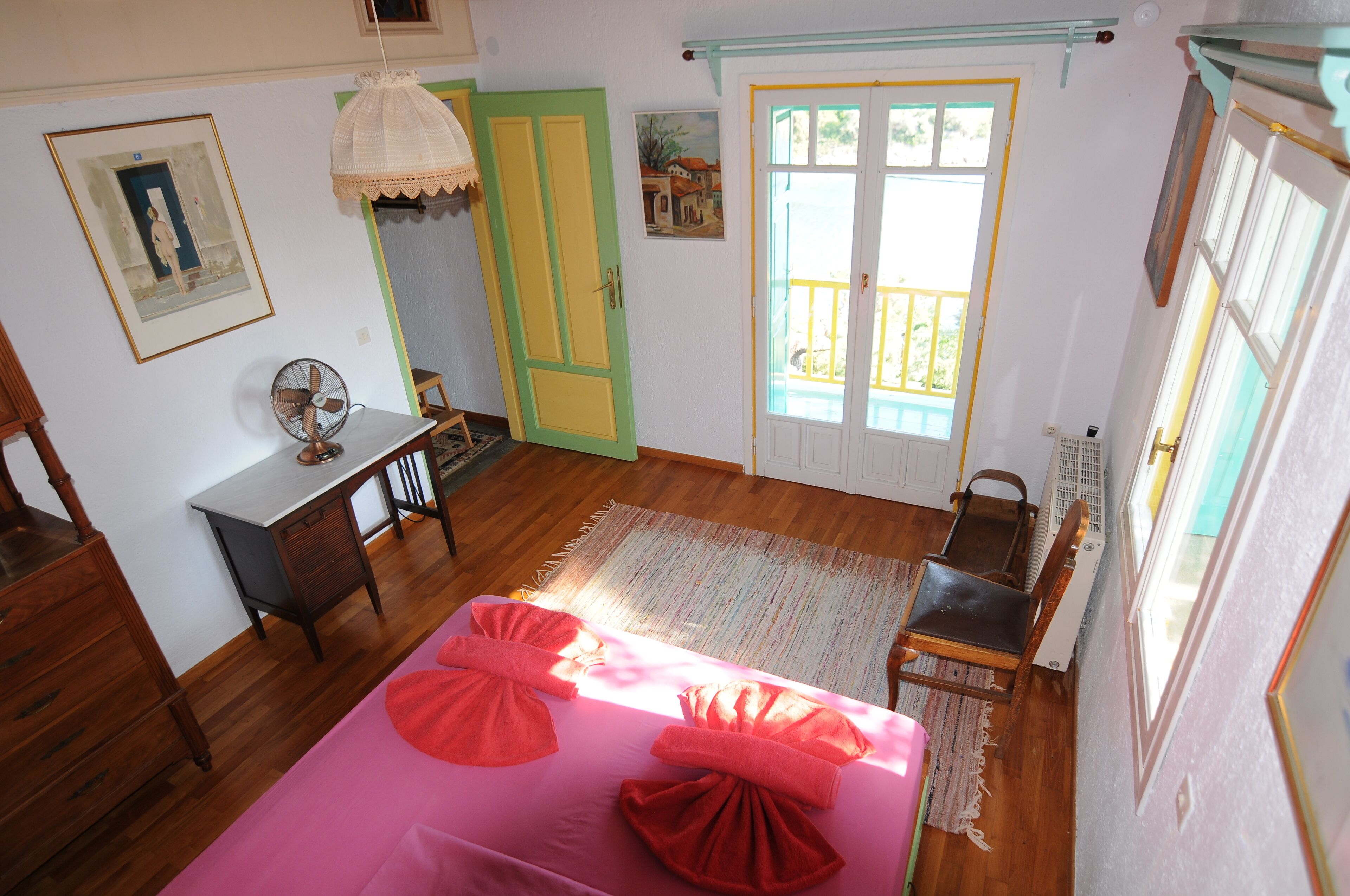 Vilavala: Nestling in fragrant green pines above sparkling blue Aegean waters