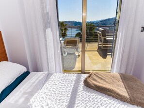 5 dormitorios, tabla de planchar con plancha, Internet y ropa de cama