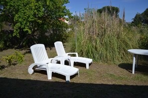 Property grounds - House / Villa - CANALE DI VERDE (Canale-Di-Verde)