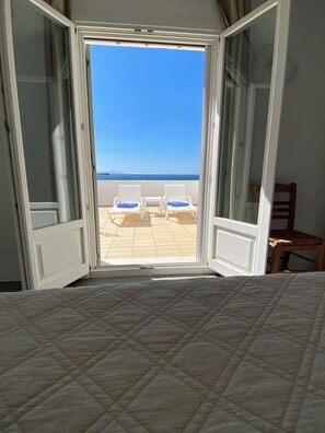 4 habitaciones, tabla de planchar con plancha y cuna de viaje 