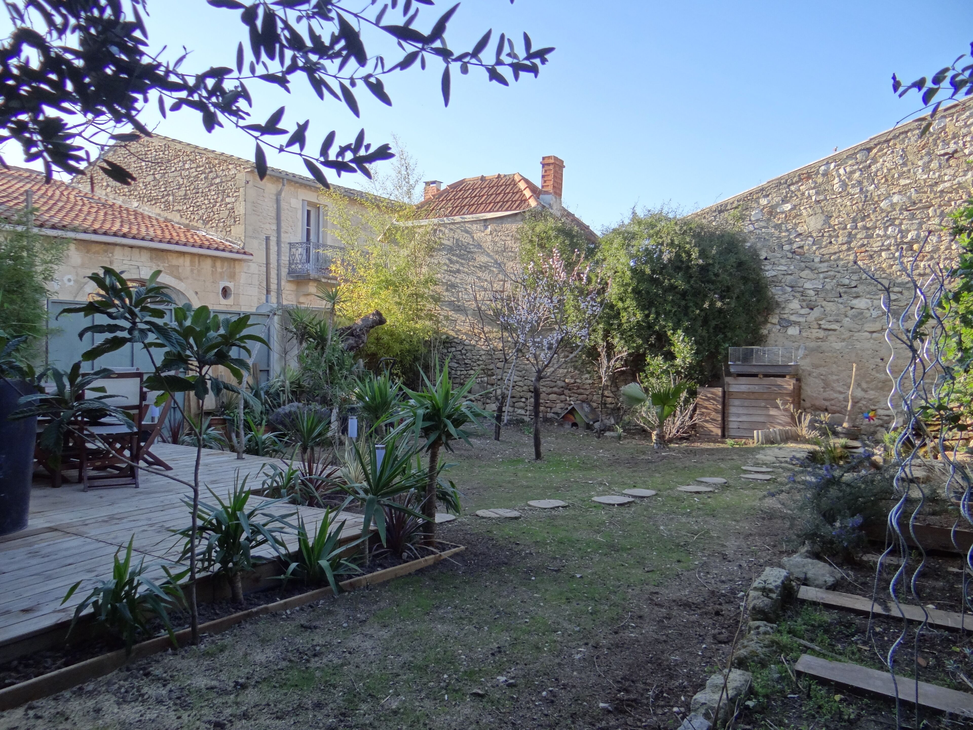 CITY HOUSE SOMMIERES - GARD