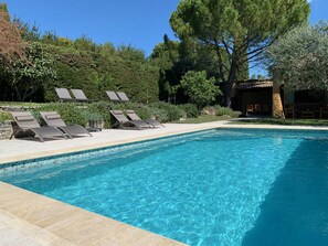 Piscine extérieure, piscine chauffée