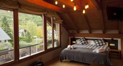 Can Congost 420 m2 talo Pyreneillä 5 makuuhuonetta ja viisi kylpyhuonetta