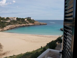 Property grounds - Apartment on the seafront (Felanitx)