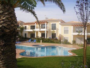 Pool - Superb 2 Bed Apartment with pool near to beach (Porto De Mos)
