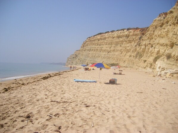 Plage à proximité, chaise longue
