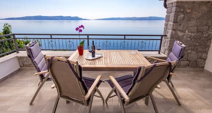 Villa Arca Adriatica****Sea View Apartment Bracera