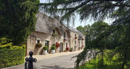 Fetenio: Kylpylä, sauna, lämmitetty uima-allas poikkeuksellisessa ympäristössä!