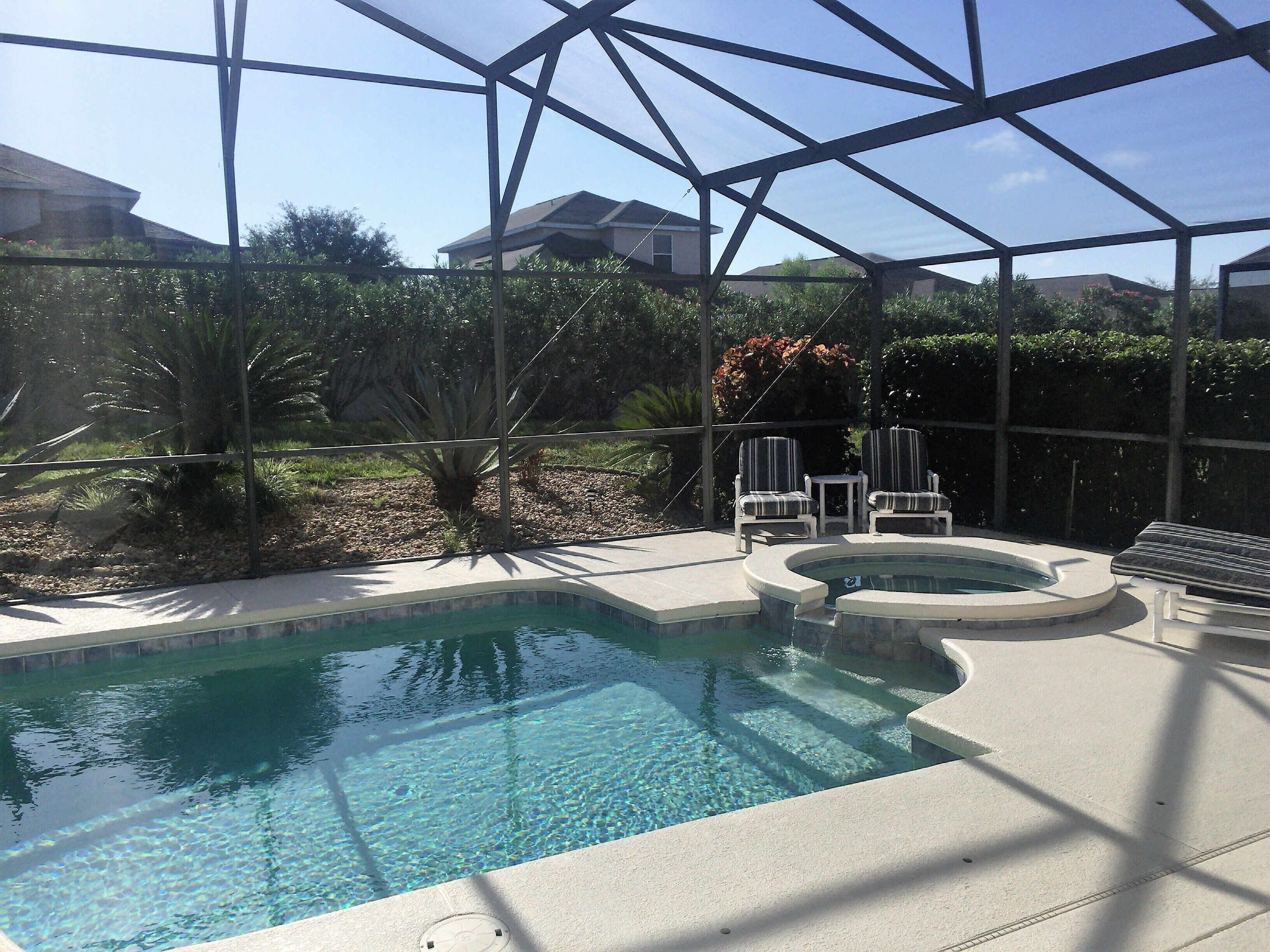 Highgate Hideaway - Luxury 4 Bed Villa - 25 minutes (approximately) to Disney.
