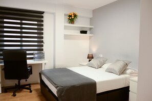 4 bedrooms, in-room safe, iron/ironing board, WiFi