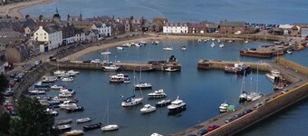 The West Wing, your self contained luxurious rural haven.