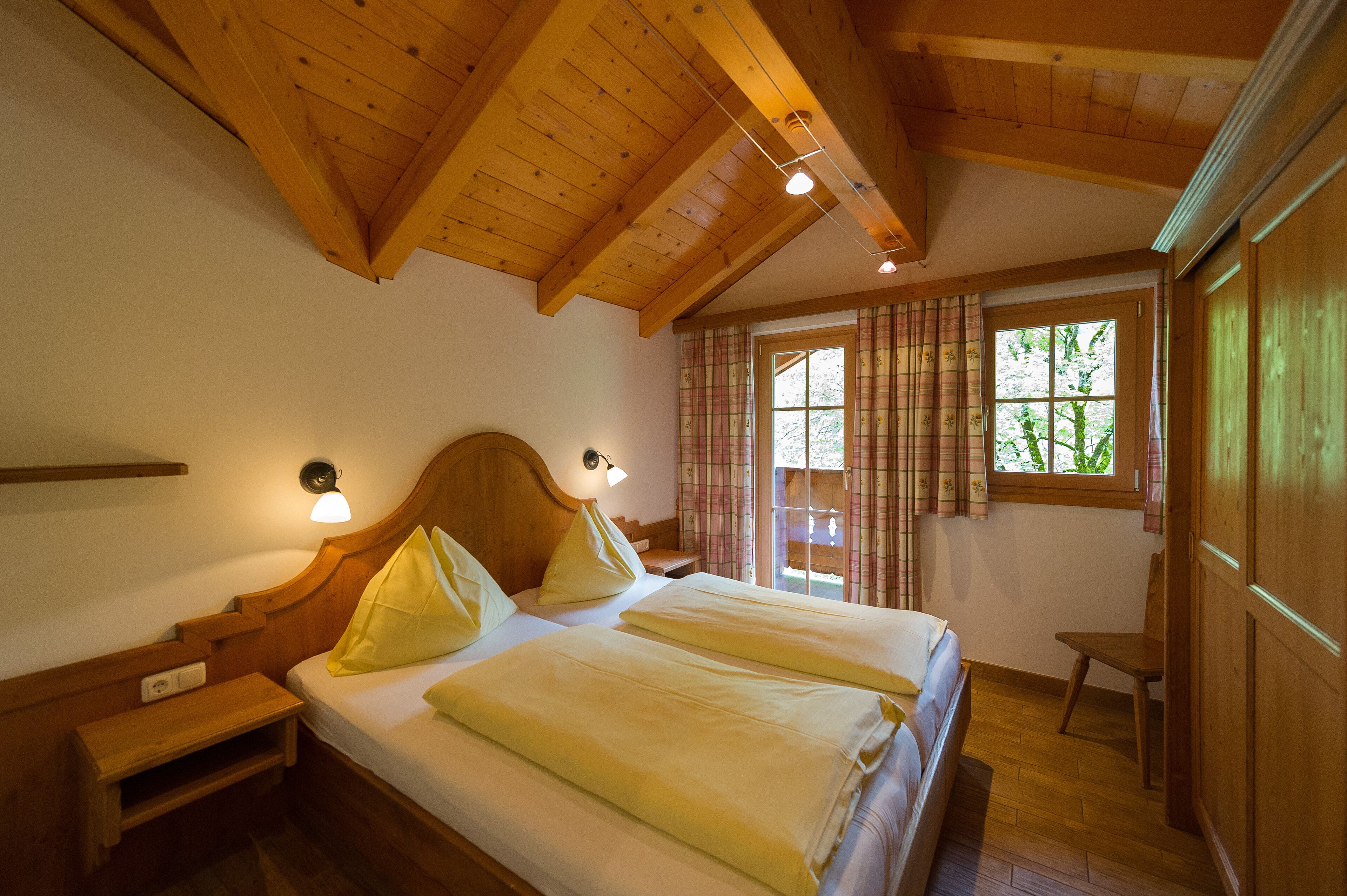 7 chambres, lit parapluie, Wi-Fi gratuit, draps fournis