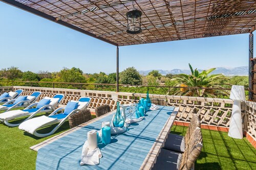 Finca Can Tiro - with mountain views !