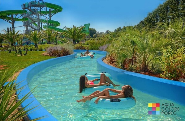 حمّام سباحة خارجي