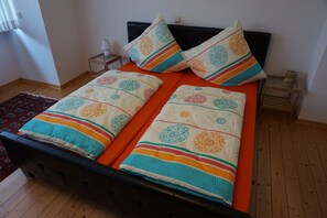 1 chambre, fer et planche Ă repasser, Wi-Fi, draps fournis