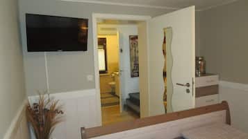 1 makuuhuone, vauvan matkasÀnky, Wi-Fi, vuodevaatteet