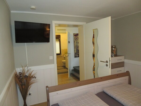 1 quarto, berço de viagem, Wi-Fi, roupa de cama