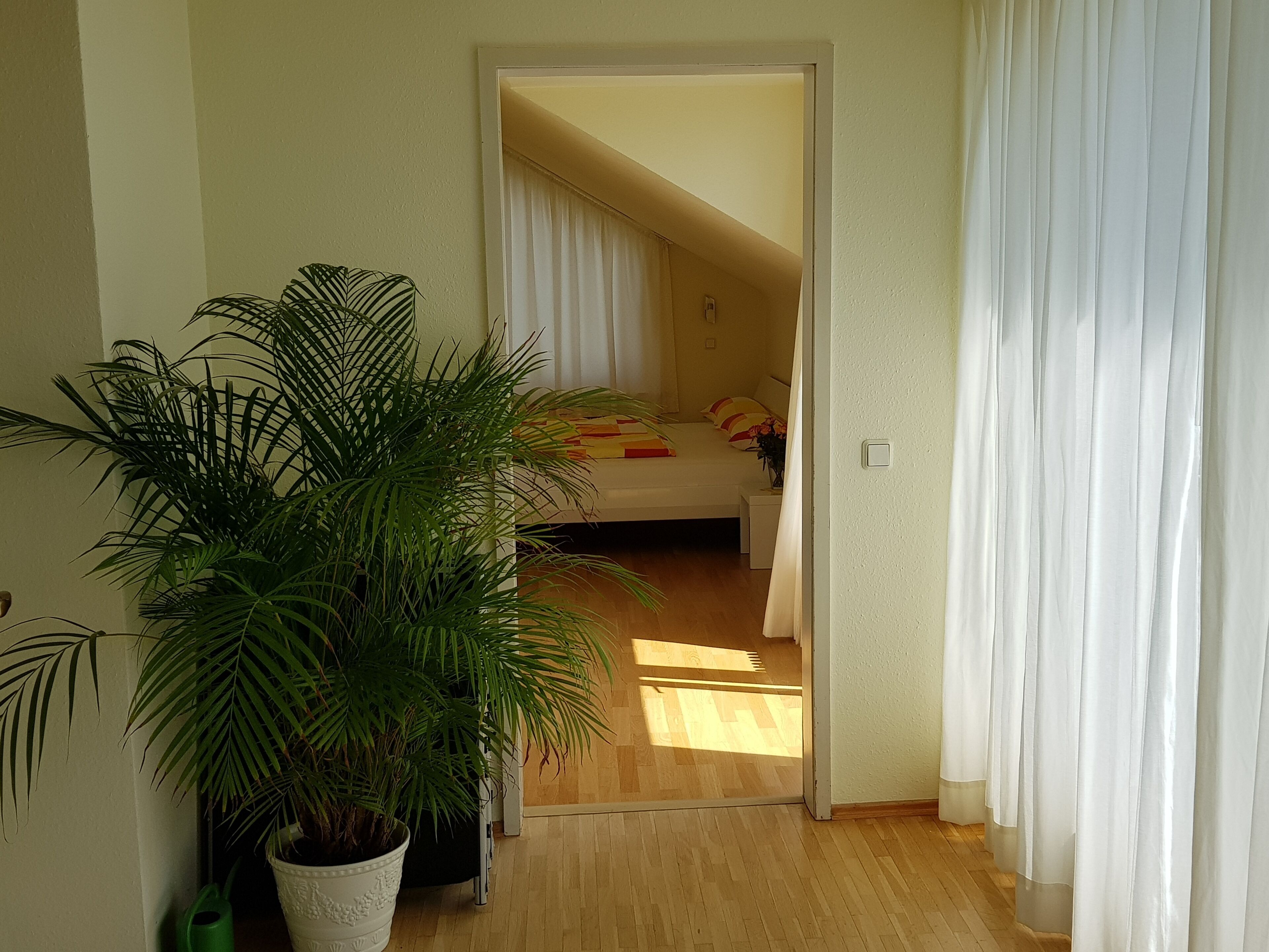 ARISTA Ferienwohnung in Friedrichshafen: Blick ins Schlafzimmer