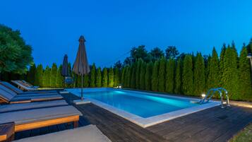 Alberca al aire libre