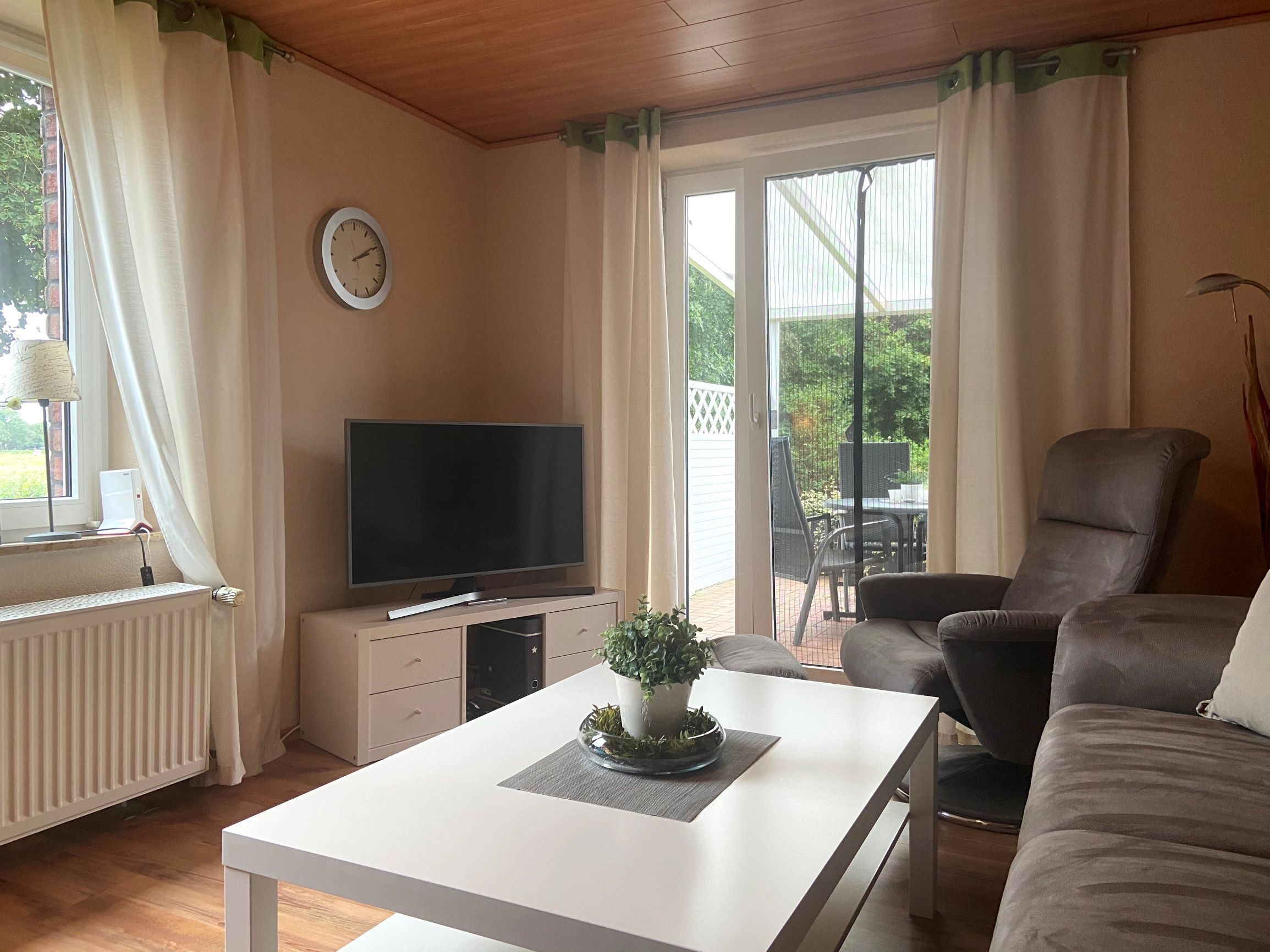 4-star hotel in the 'most beautiful village of Wesermarsch' right at the mouth of the Weser 