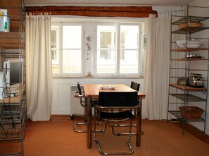 Dining - Apartment Altes Haus 2 - Cozy and central in a listed building (Lindau)