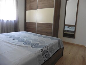 2 bedrooms, free WiFi, bed sheets