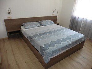 2 bedrooms, free WiFi, bed sheets - Apartment in Punat with Loggia, Air condition, WIFI, Washing machine (4534-1) (Punat)