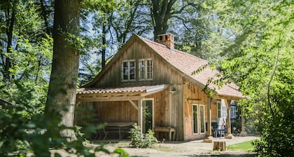Romántica 'Backhaus' en el borde del bosque