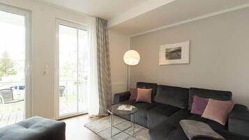 Télévision, lecteur de DVD, vidéothÚque, chaßne hi-fi