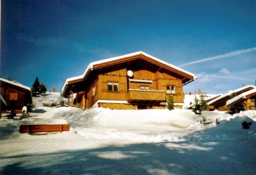 Wooden chalet at 1,800 m above sea level at the edge of Nockberge National Park