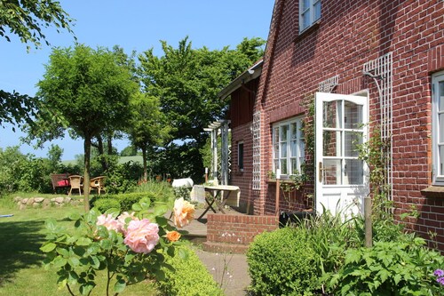 Ausschlafurlaub between lake and sea in a comfortable house with large garden