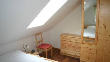 2 Schlafzimmer, Zimmersafe, Reisekinderbett, WLAN