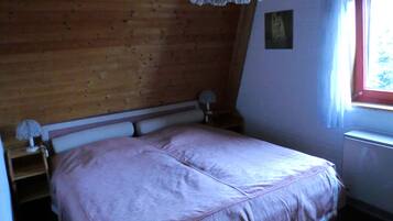 2 soveværelser, strygejern/strygebræt, sengetøj