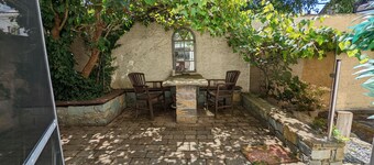 center. App.(35sqm) in d. Old town / outdoor terrace, car + bicycle parking space