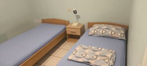 3 bedrooms, WiFi, bed sheets