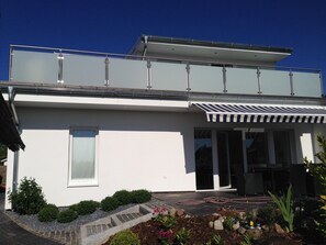 Exterior - Haus Lena - Holiday near the Baltic Sea including free Wi-Fi (V-DSL) (Pansdorf)