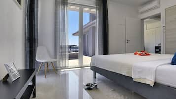 5 Schlafzimmer, Zimmersafe, Bügeleisen/Bügelbrett, WLAN