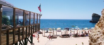CASA GALERIA, fantastic vacation home in a nature reserve near the beach with pool
