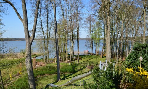 Loft right on the lake !!!